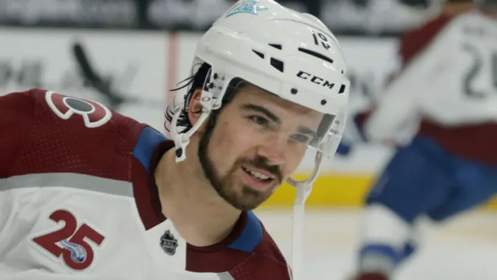 Alex Newhook Biography Net Worth, Age, Career, Stats & More