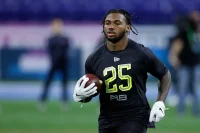 D’Andre Swift Biography Age, Net Worth, Career Highlights & NFL Journey