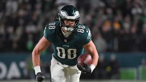 Dallas Goedert Biography Age, Net Worth, Career & Achievements