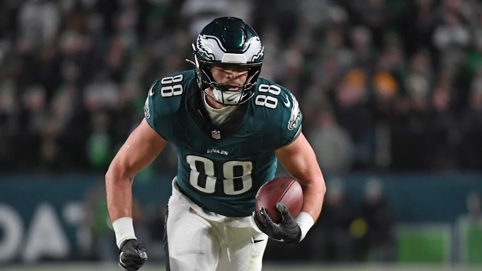 Dallas Goedert Biography Age, Net Worth, Career & Achievements