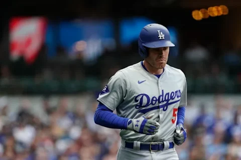 Freddie Freeman Biography Age, Net Worth & From California Dreamer to Dodgers Legend