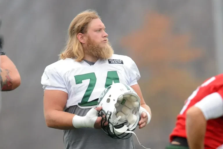 Nick Mangold Biography Age, NFL Career, Net Worth & Family