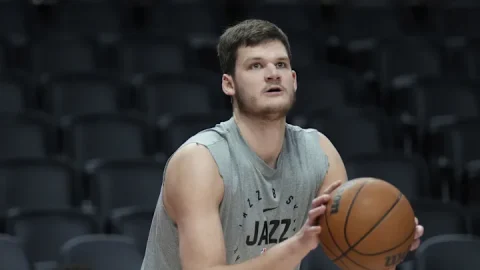 Walker Kessler Biography Age, Net Worth, Family, Girlfriend & NBA Career Highlights