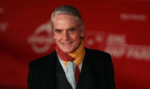 Jeremy Irons Biography Age, Net Worth, Career, Family & Legacy
