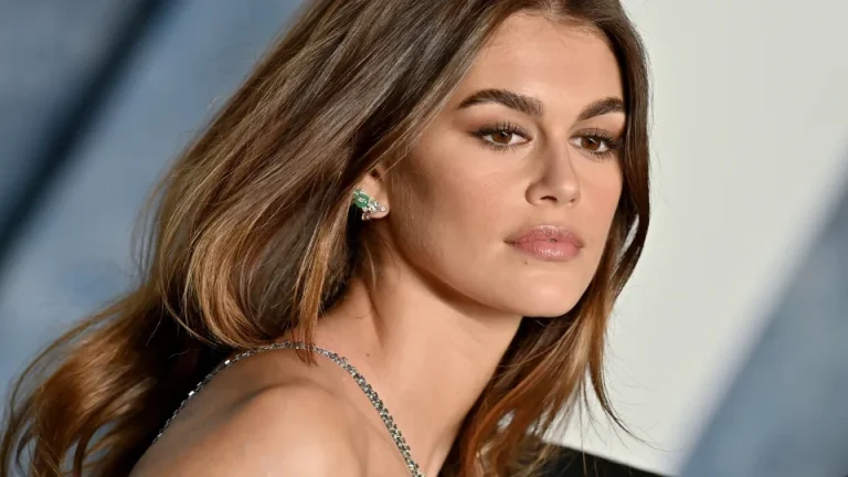 Kaia Gerber Biography Age, Net Worth, Career, and Family