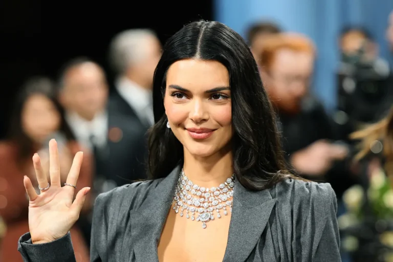 Kendall Jenner Biography Age, Net Worth, Career & Relationships