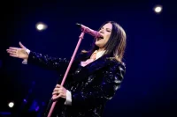 Laura Pausini Age, Net Worth, Relationships, and Career Journey