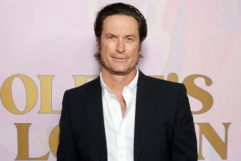 Oliver Hudson Age, Net Worth, Relationships & Career Highlights
