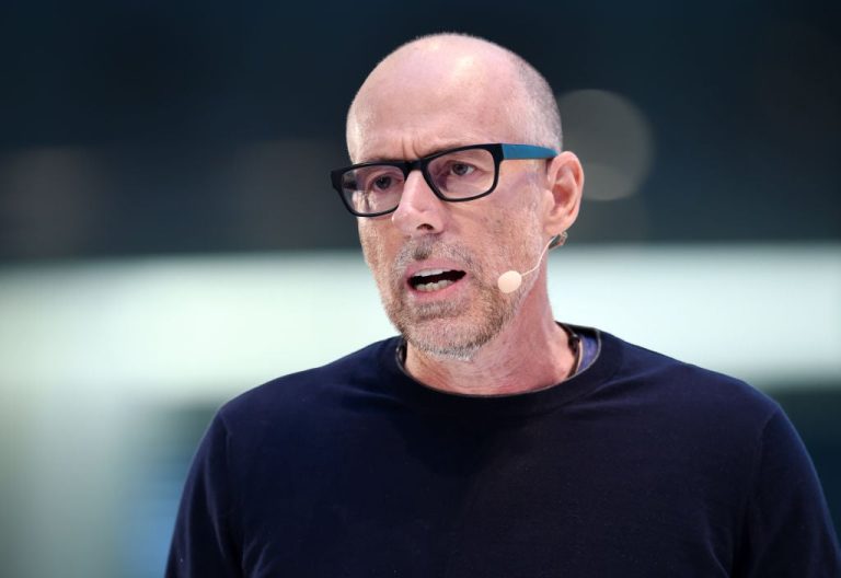 Scott Galloway Biography Age, Net Worth, Relationships & Career Highlights