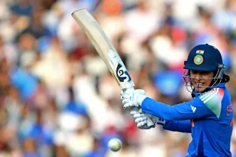 Smriti Mandhana Age, Net Worth, Family & Biography