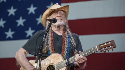 Willie Nelson Net Worth How the Country Icon Built His Wealth